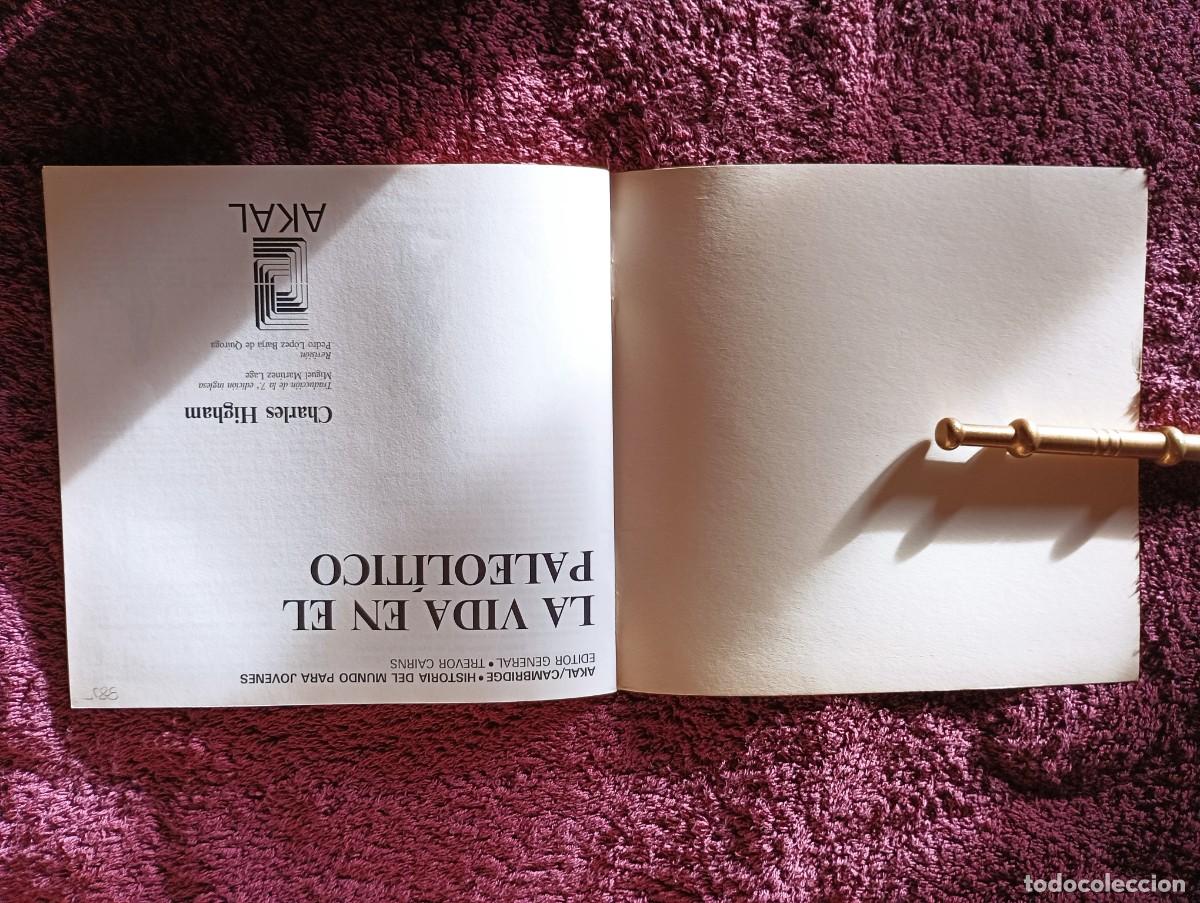 Libros de segunda mano: LA VIDA EN EL PALEOL&Iacute;TICO. CHARLES HIGHAM. - Foto 2