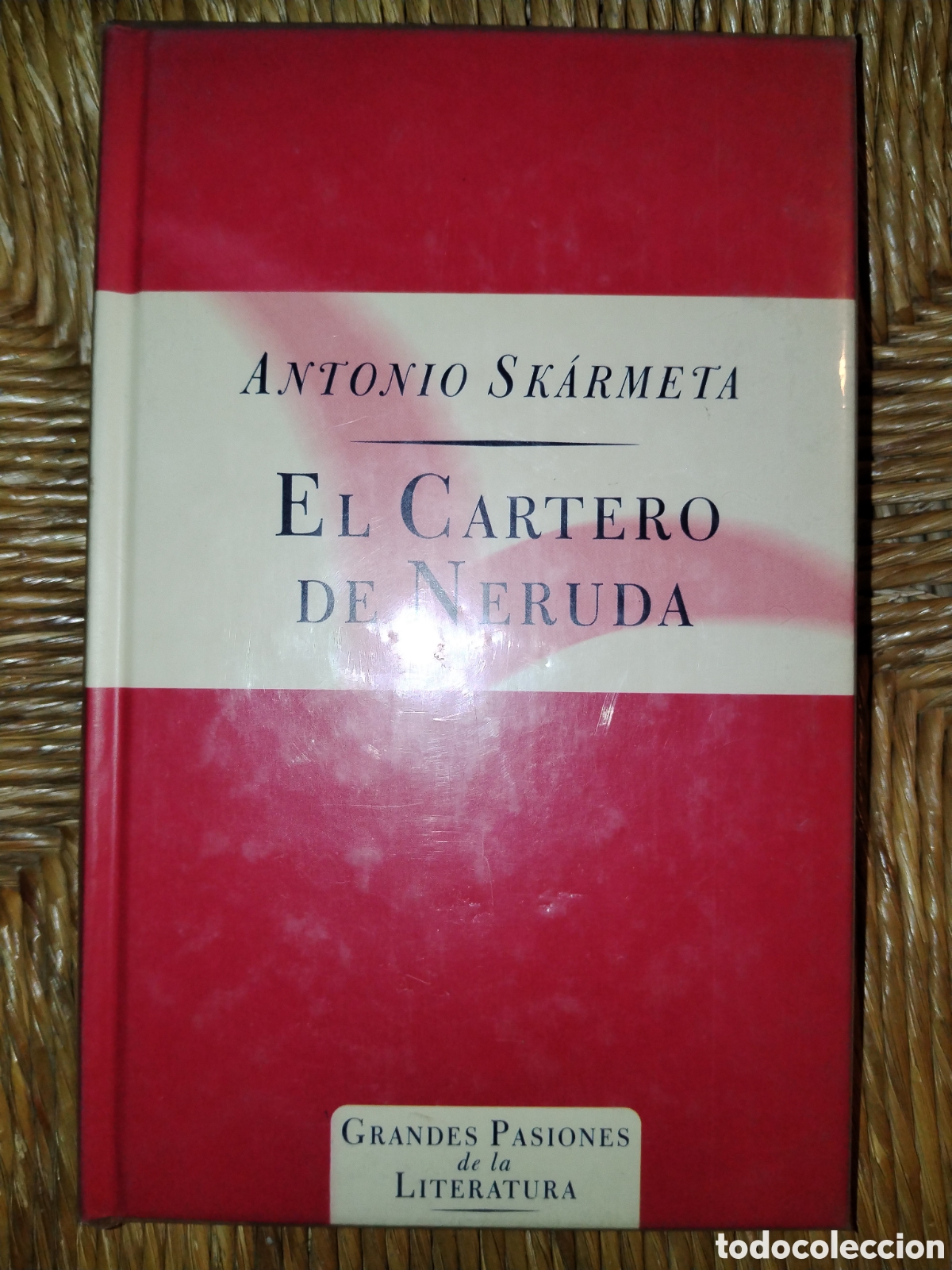 Libros de segunda mano: El cartero de Neruda. Antonio Sk&aacute;rmeta - Foto 1