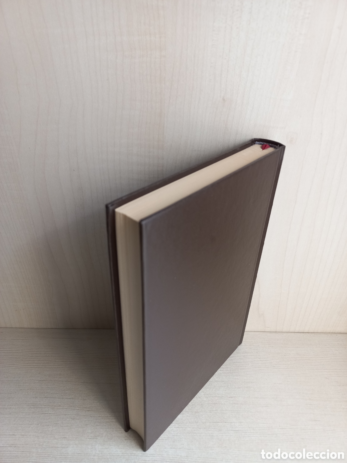 Libros de segunda mano: Caracteres Tefrasto. Cartas Alcifr&oacute;n. Gredos, 2000. - Foto 3