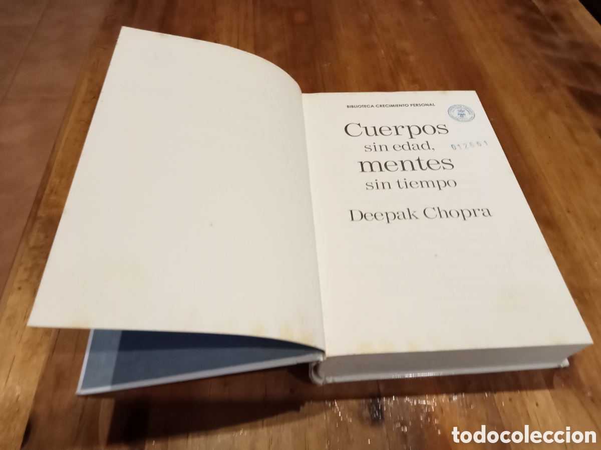 Libros de segunda mano: Cuerpos sin edad mentes sin tiempo. - Foto 2
