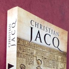 Libros de segunda mano: PLI - POR AMOR A ISIS - CHRISTIAN JACQ - 2011 EDI. PLANETA