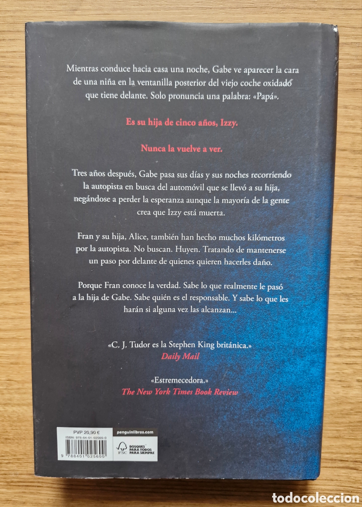 Libros de segunda mano: LA OTRA GENTE - C. J. Tudor - Foto 2