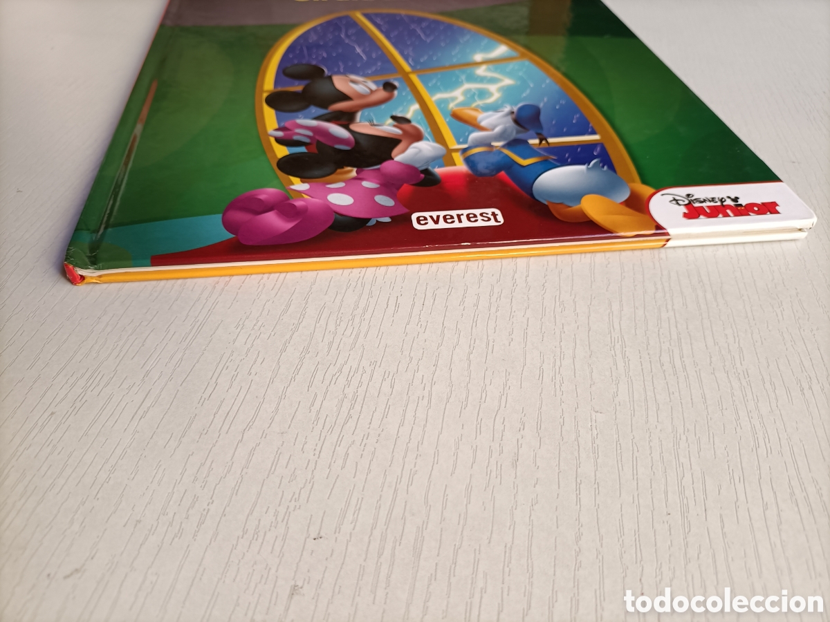 Libros de segunda mano: La Casa de Mickey mouse. Un d&iacute;a de lluvia. Lee y colorea - Foto 3