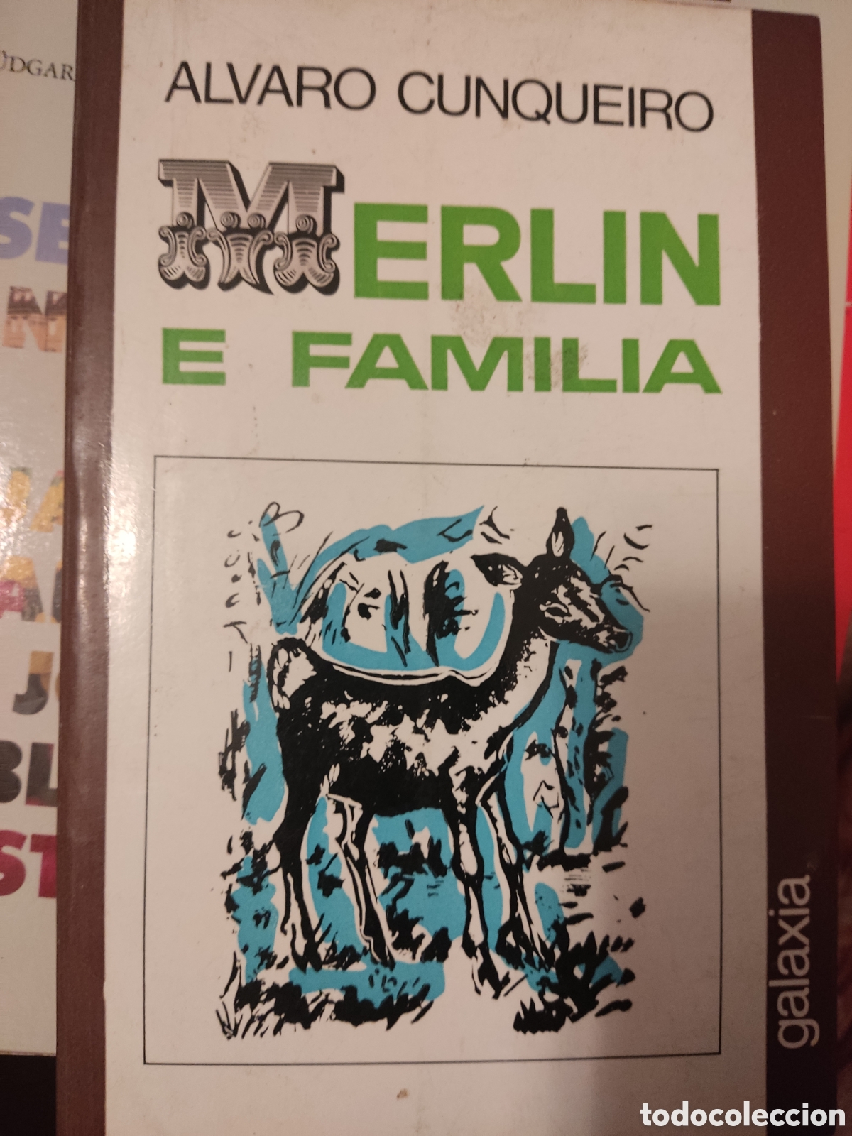 Libros de segunda mano: Merl&iacute;n e familia ( &Aacute;lvaro Cunqueiro ) - Foto 1