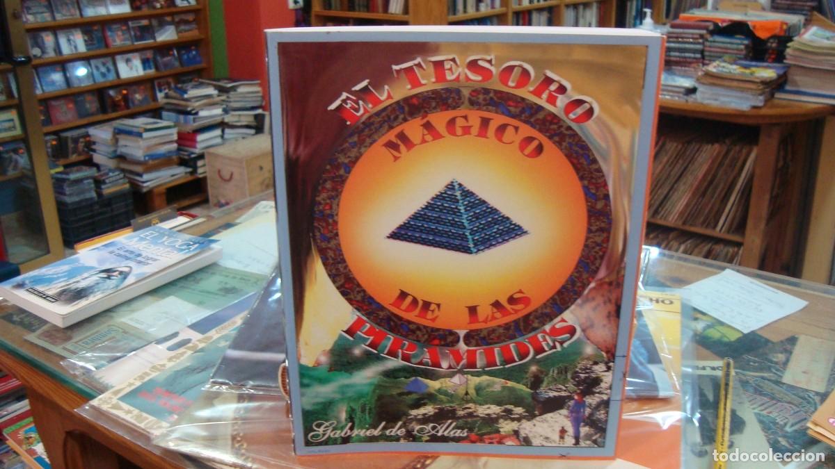 Libros de segunda mano: EL TESORO M&Aacute;GICO DE LAS PIR&Aacute;MIDES - Foto 1