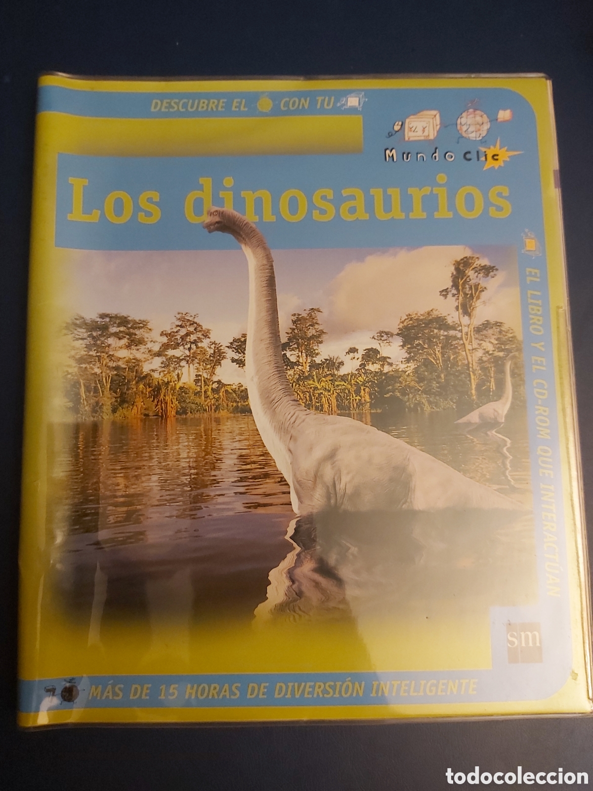 Libros de segunda mano: LIBRO + CD ROM LOS DINOSAURIOS SM / MUNDO CLIC 2003 - Foto 1