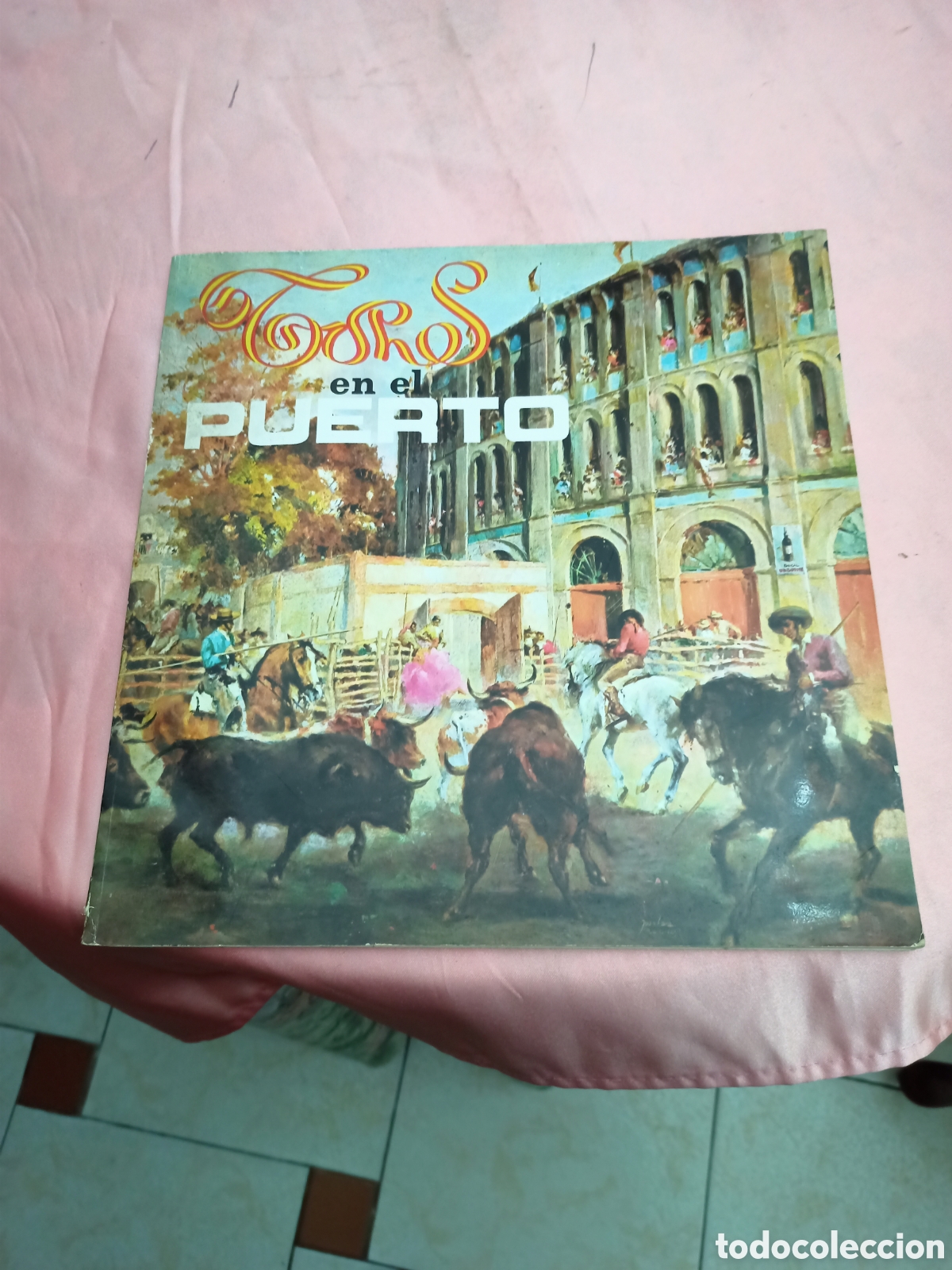 Libros de segunda mano: Muy interesante libro Toros en el Puerto. - Foto 1