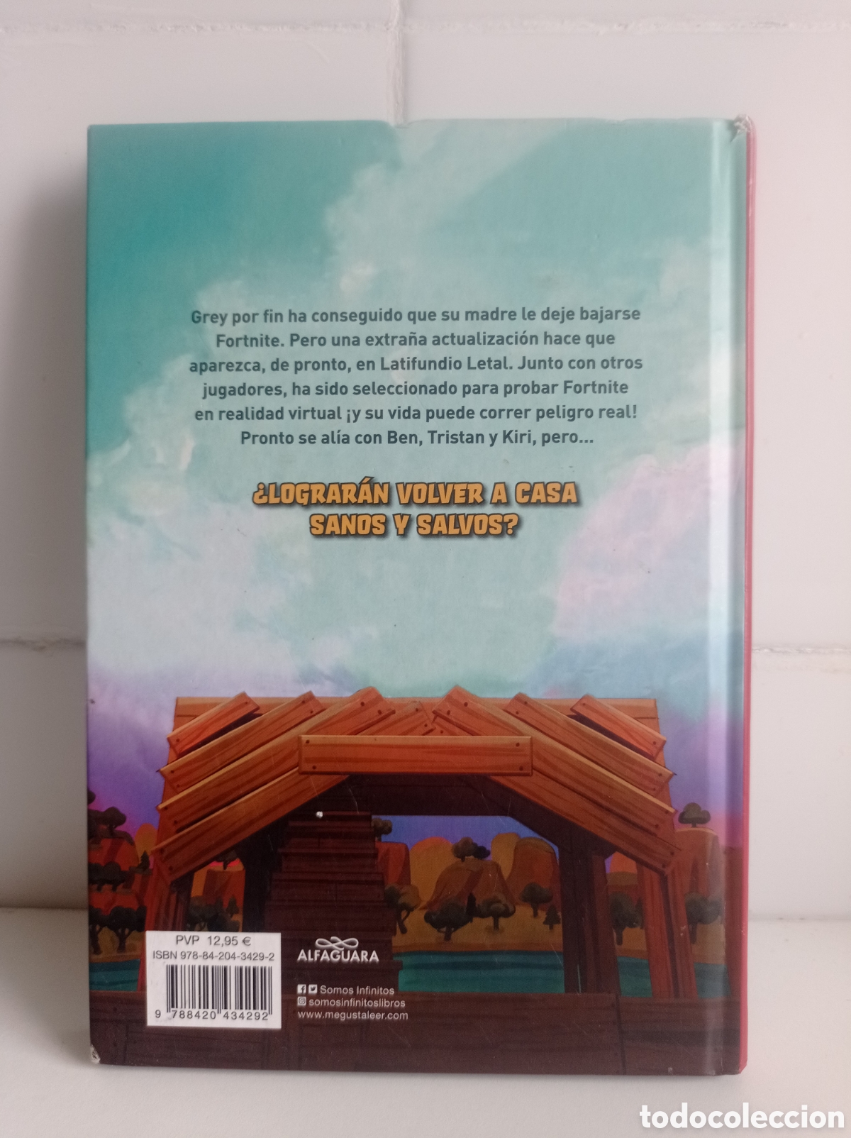 Libros de segunda mano: ATRAPADOS EN BATTE ROYALE, DEVIN HUNTER - Foto 2