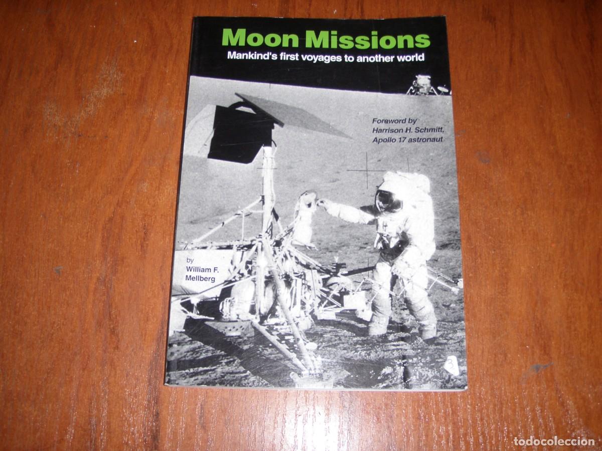 Libros de segunda mano: MISIONES LUNARES IDIOMA INGL&Eacute;S - Foto 1