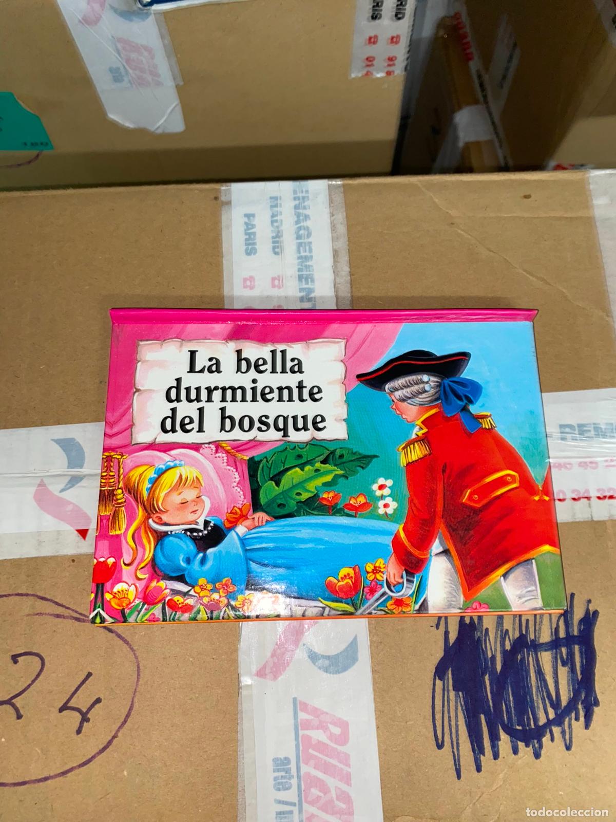 Libros de segunda mano: La bella durmiente del bosque pop up libro - Foto 1