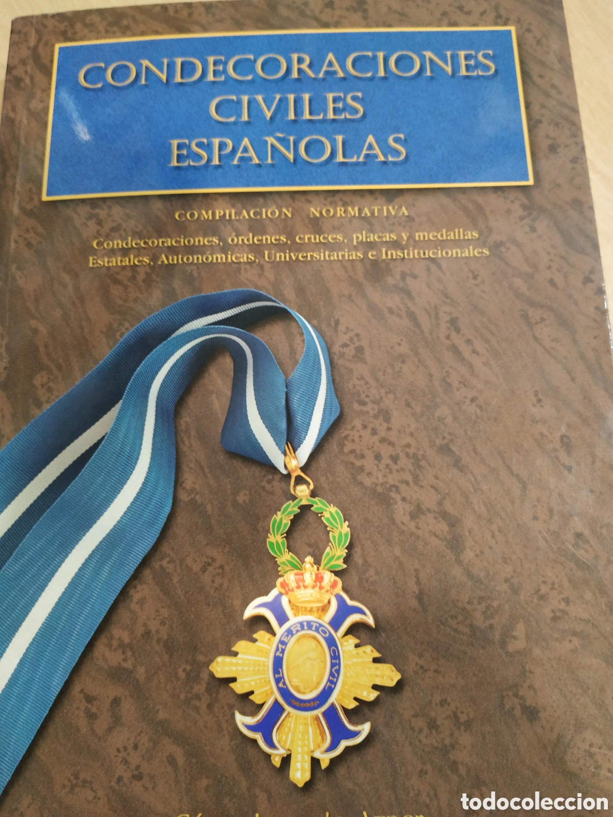 Libros de segunda mano: Condecoraciones civiles espa&ntilde;olas - Foto 1