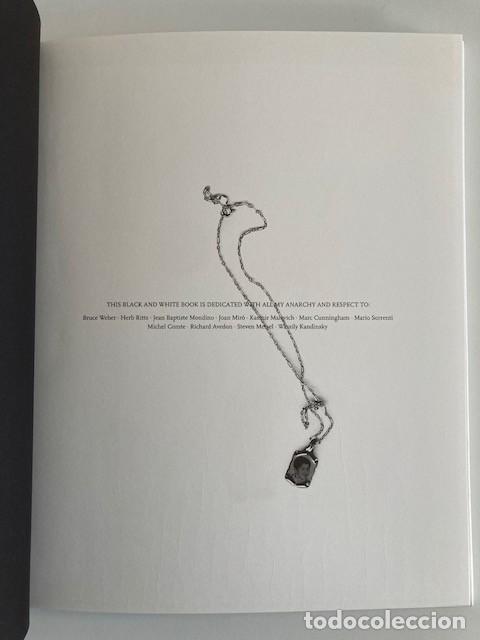 Libros de segunda mano: THE SILVIA PRADA ART BOOK EDITOR OIHANA ITURBIDE - Foto 2