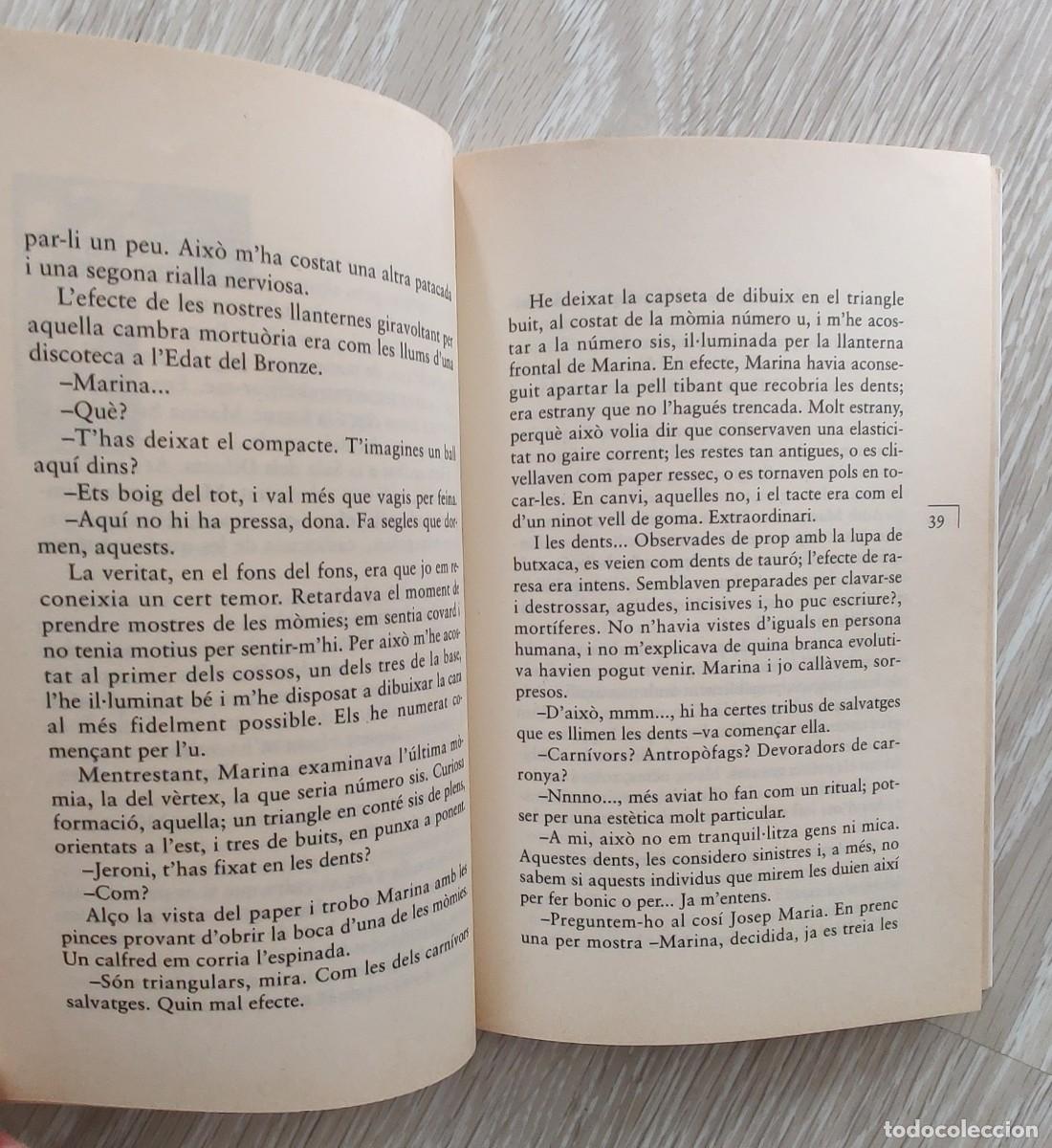 Libros de segunda mano: Libro. Triangles Mortals o La Sala dels Difunts. Catalan. De Olga Xirinacs - Foto 5