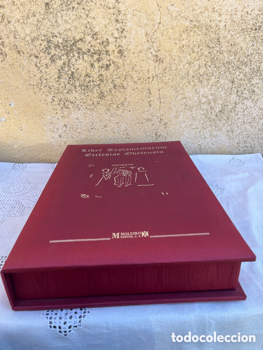 Libros de segunda mano: IP Libro de los Testamentos de la Catedral de Oviedo. Facs&iacute;mil. Moleiro. - Foto 5