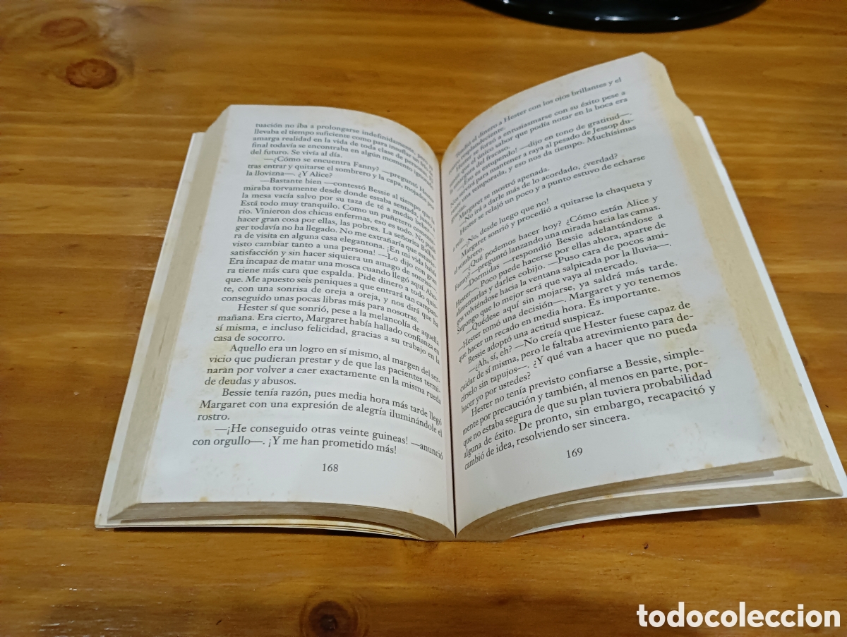 Libros de segunda mano: Muerte de un extra&ntilde;o - Foto 3