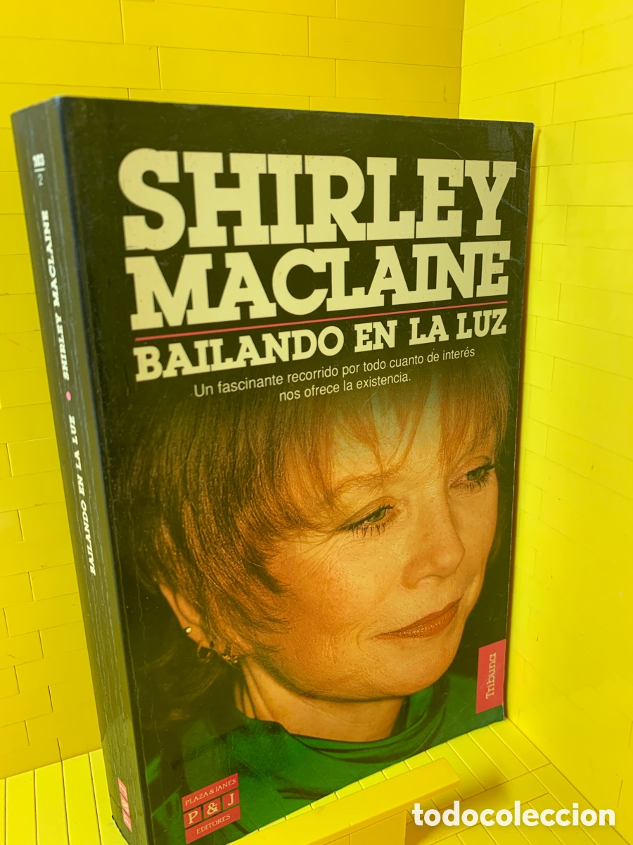 Libros de segunda mano: SHIRLEY MACLAINE &middot;&middot;&middot; BAILANDO EN LA LUZ - Foto 1