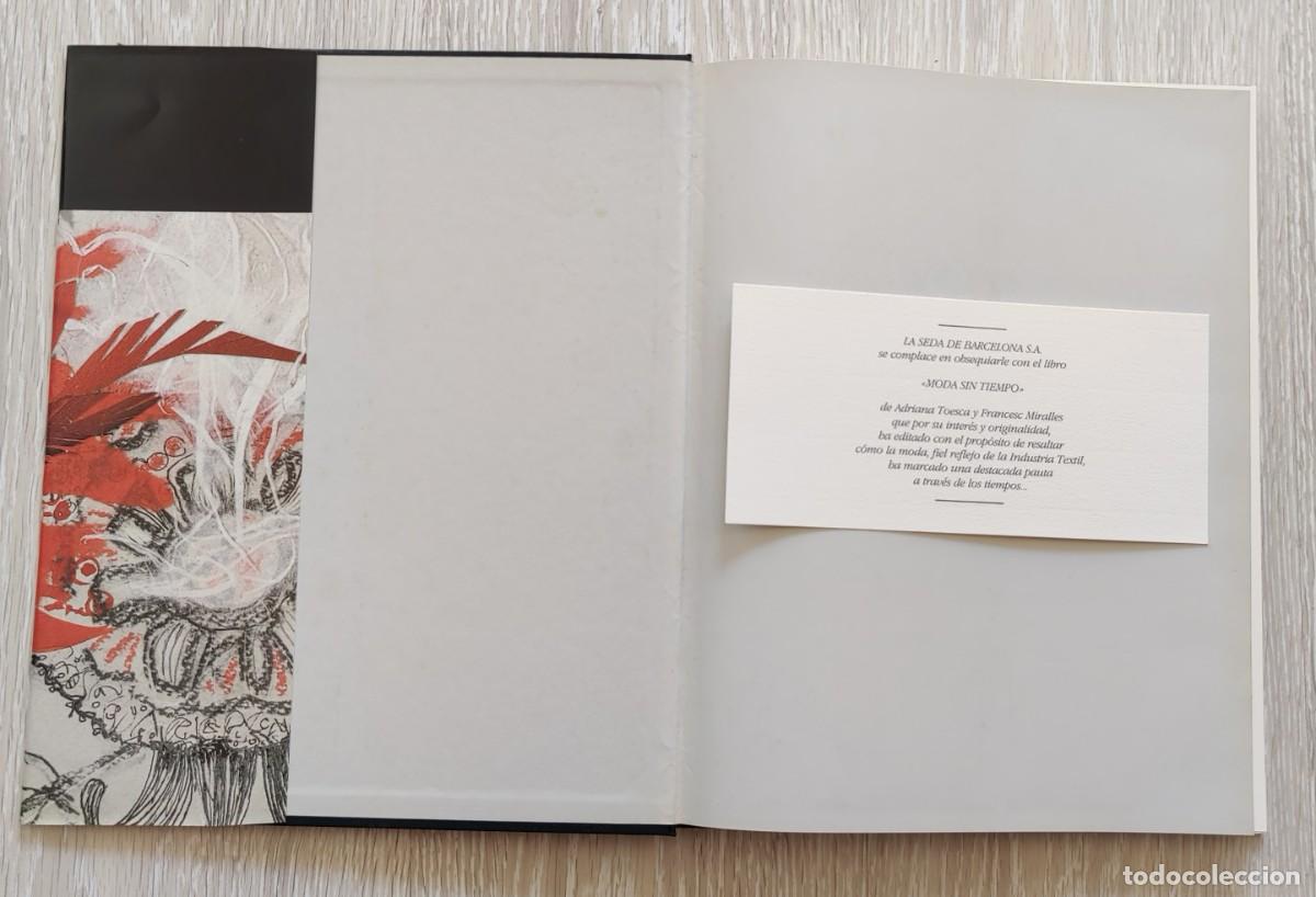 Libros de segunda mano: Libro. Moda sin Tiempo. La Linea como Creacion. - Foto 2