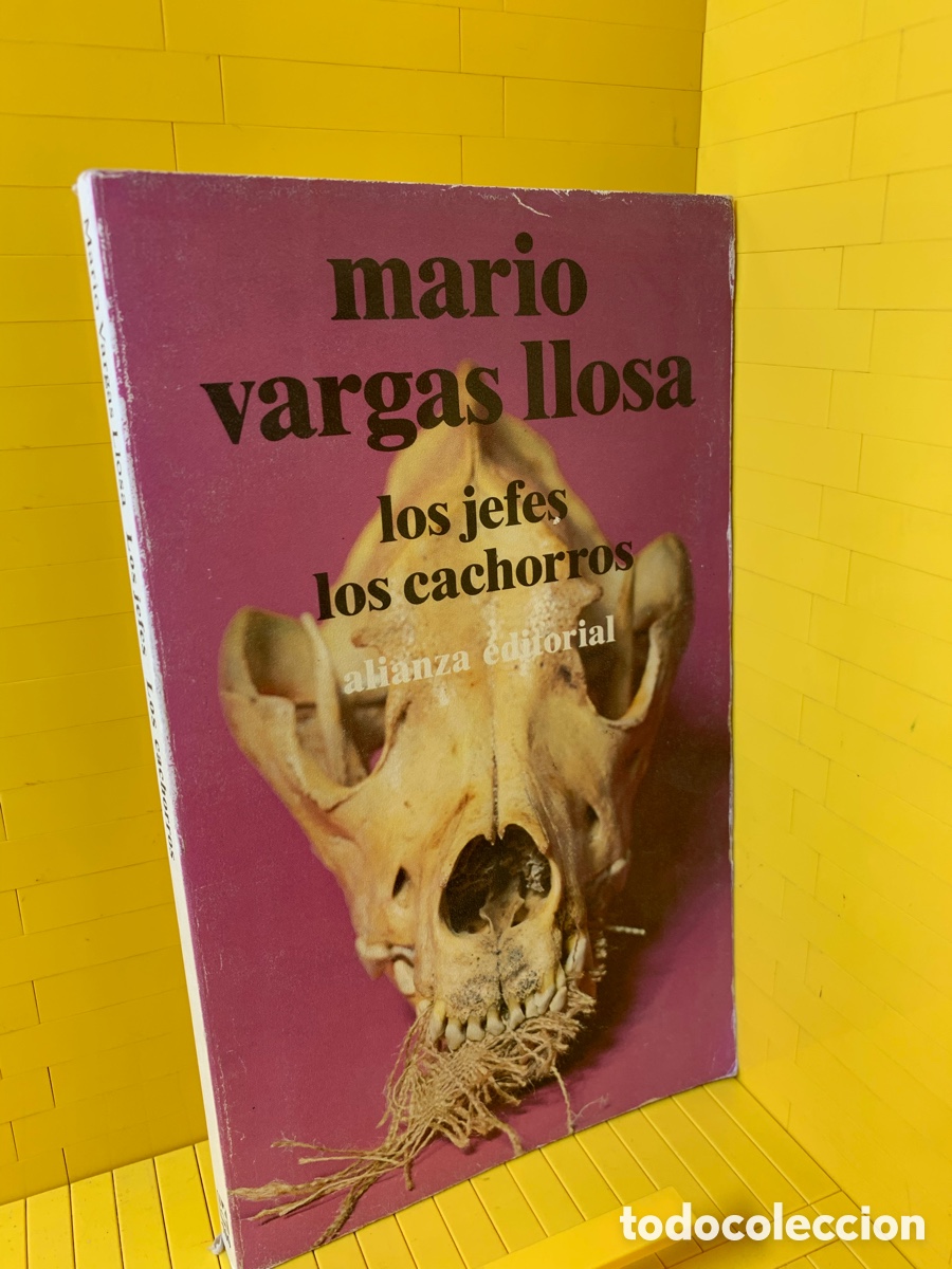 Libros de segunda mano: MARIO VARGAS LLOSA.●LOS JEFES LOS CACHORROS - Foto 1
