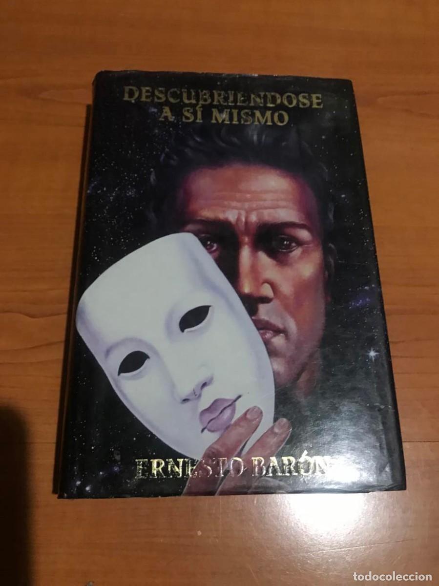 Libros de segunda mano: Descubriendose a si Mismo - Ernesto Baron - Foto 1