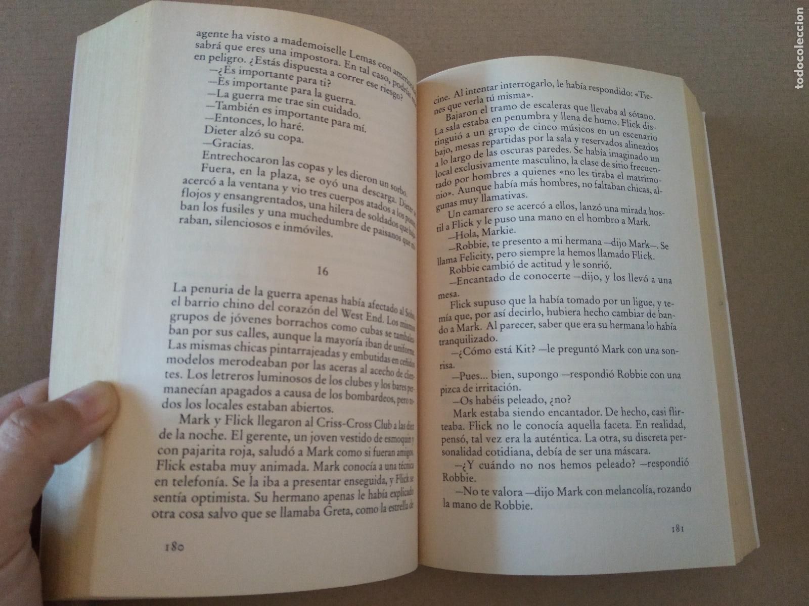 Libros de segunda mano: LIBRO ALTO RIESGO DE KEN FOLLETT DE BOLSILLO - Foto 3