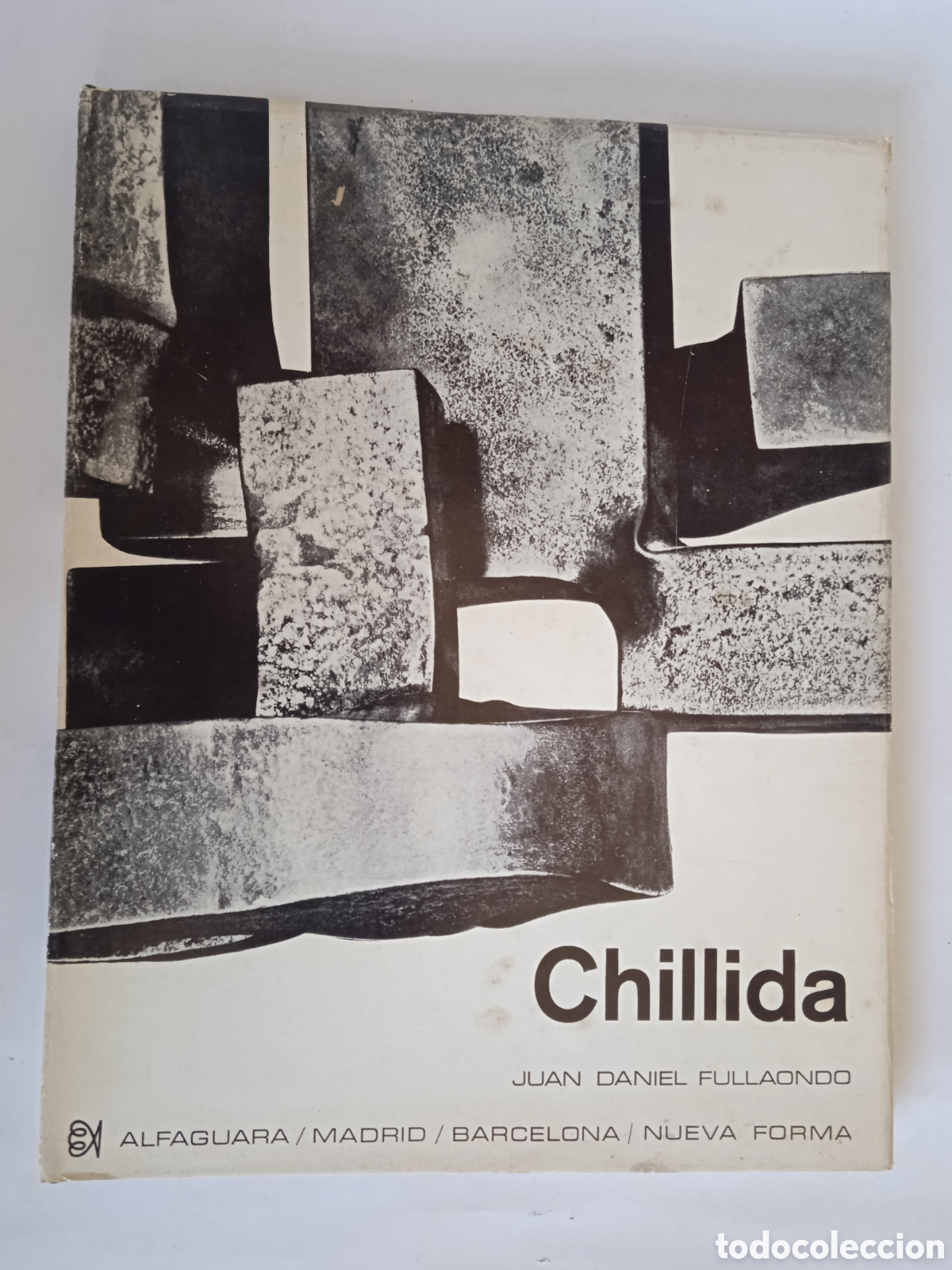 Libros de segunda mano: CHILLIDA. J.D. FULLAONDO. NUEVA FORMA. ALFAGUARA 1968. - Foto 1