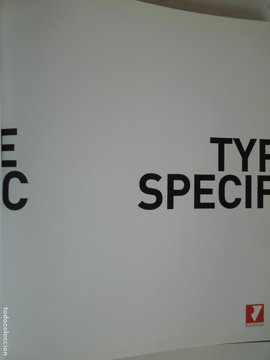 Libros de segunda mano: TYPE SPECIFIC - CHARLOTTE RIVERS - DESIGNING CUSTOM FONS FOR FUNCTION AND IDENTITY -PASTAS DURAS SOB - Foto 3