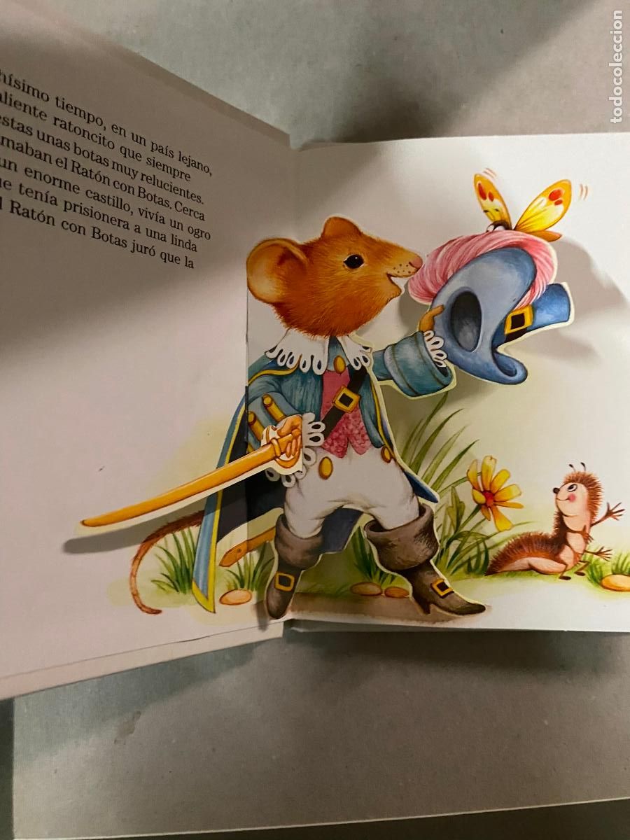Libros de segunda mano: El raton con botas - peque&ntilde;o Libro pop up - norma - Foto 2
