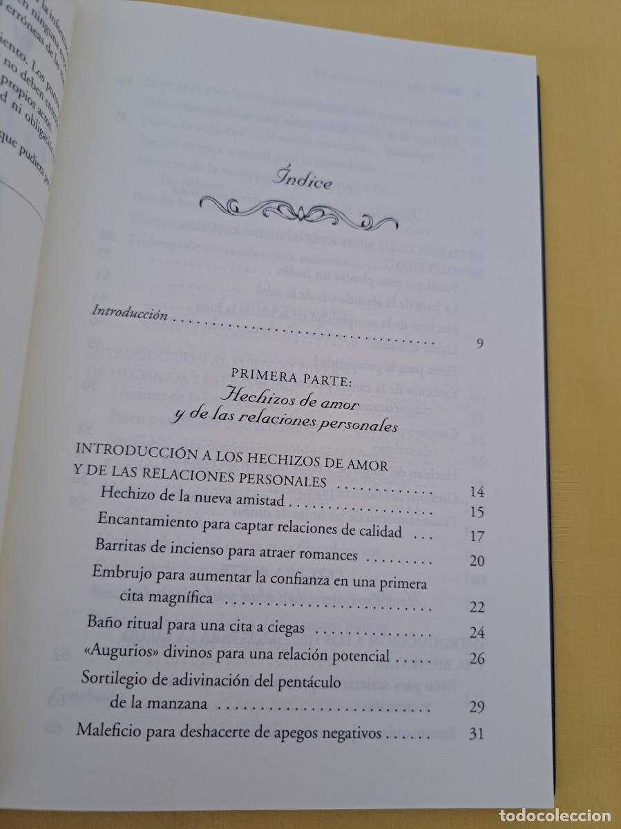 Libros de segunda mano: LISA CHAMBERLAIN - WICCA: LIBRO DE LOS HECHIZOS - ARKANO BOOKS 2020 - Foto 3