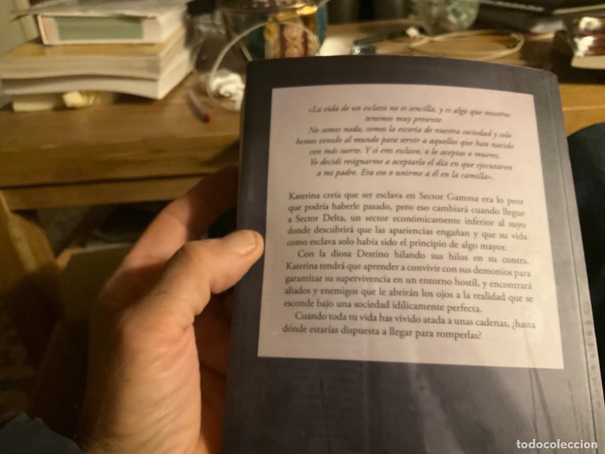 Libros de segunda mano: ESLABON LUCIA G. SOBRADO HELA EDICIONES - Foto 2