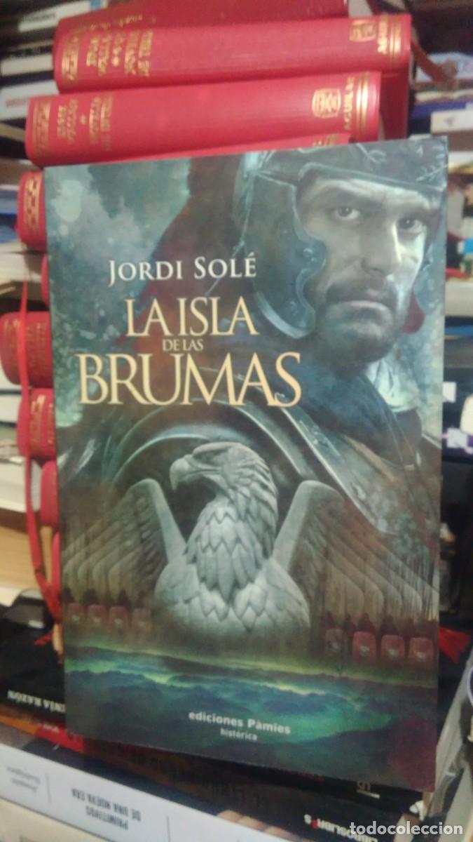Libros de segunda mano: LA ISLA DE LA BRUMAS, JORDI SOL&Eacute;, ED. PAMIES - Foto 1