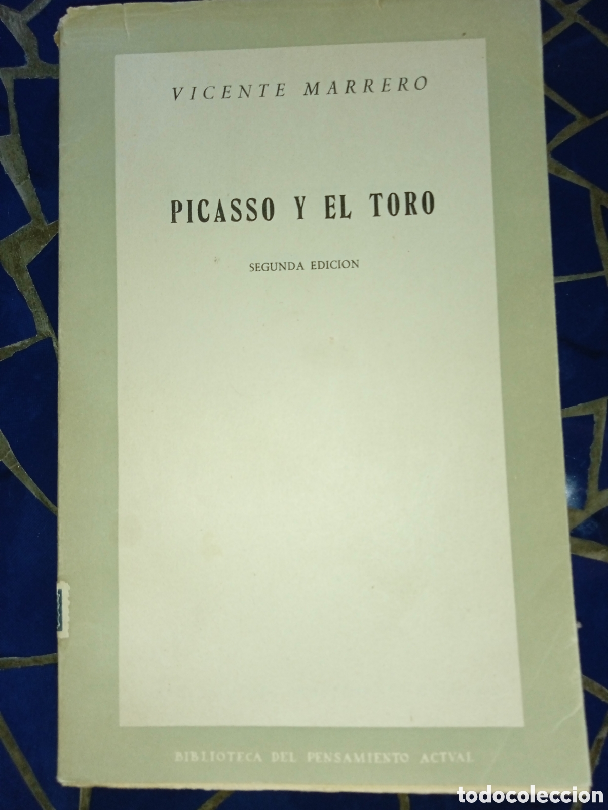 Libros de segunda mano: Picasso y el toro Vicente Marrero 1955 - Foto 1