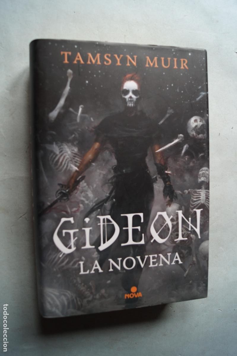 Libros de segunda mano: GIDEON. LA NOVENA. TAMSYN MUIR - Foto 1
