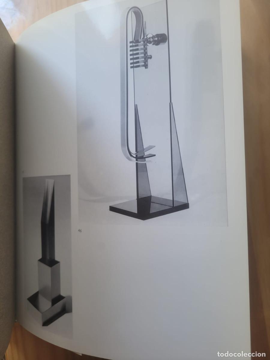 Libros de segunda mano: Le plastique dans lart - VVAA - Foto 5