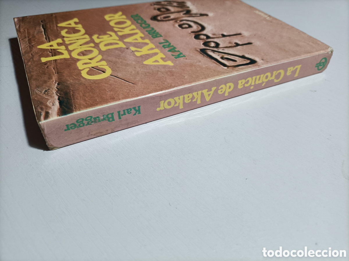 Libros de segunda mano: La cr&oacute;nica de Akakor . Karl Brugger - Foto 3