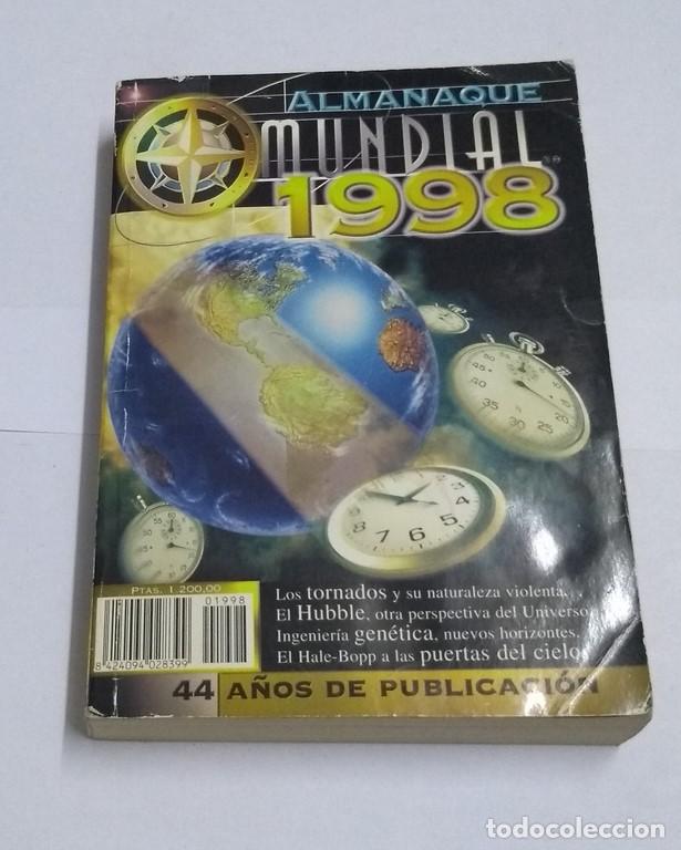 Libros de segunda mano: Almanaque mundial 1998 - Foto 1
