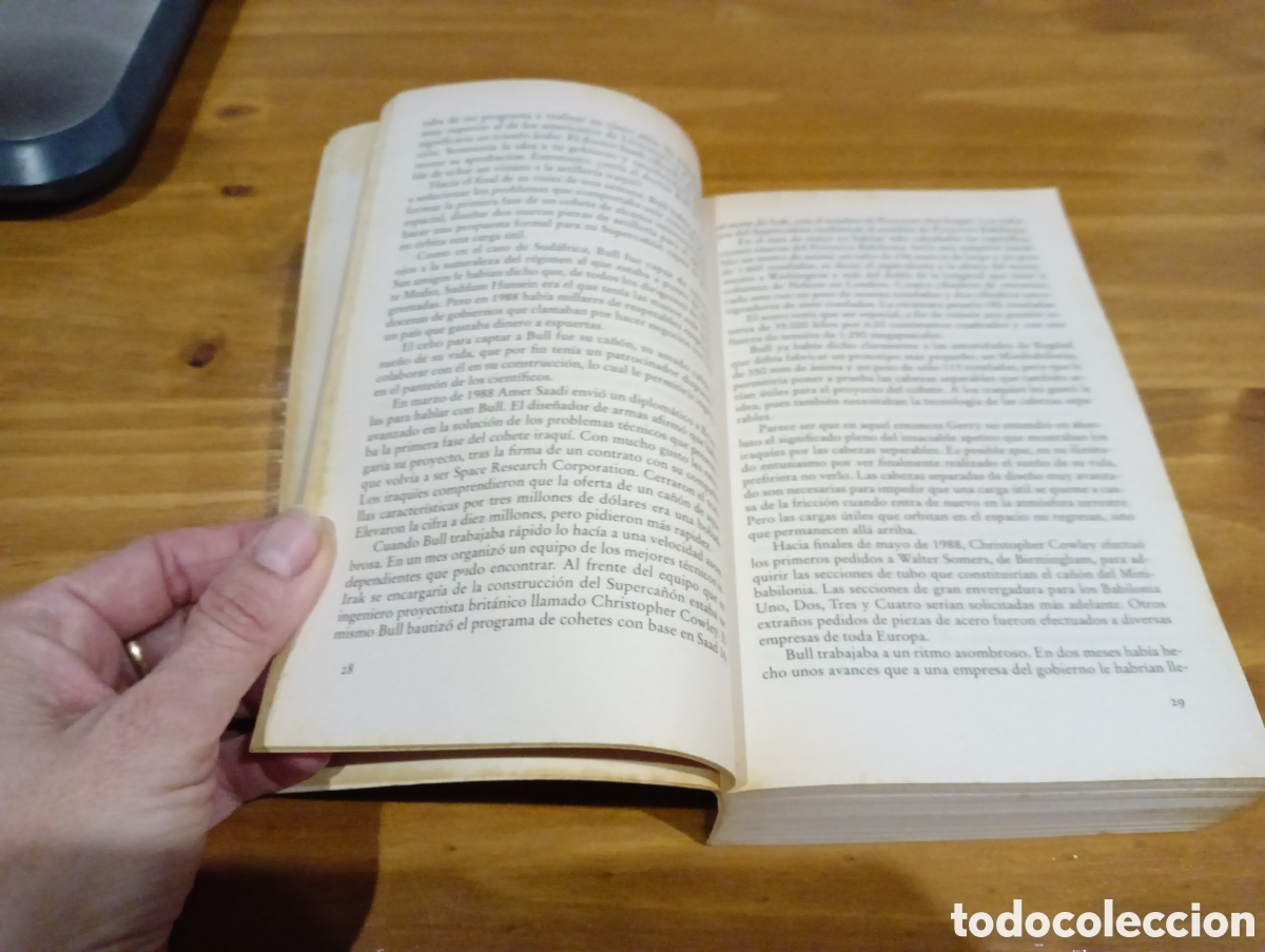 Libros de segunda mano: El pu&ntilde;o de Dios. Frederic forsyth - Foto 3