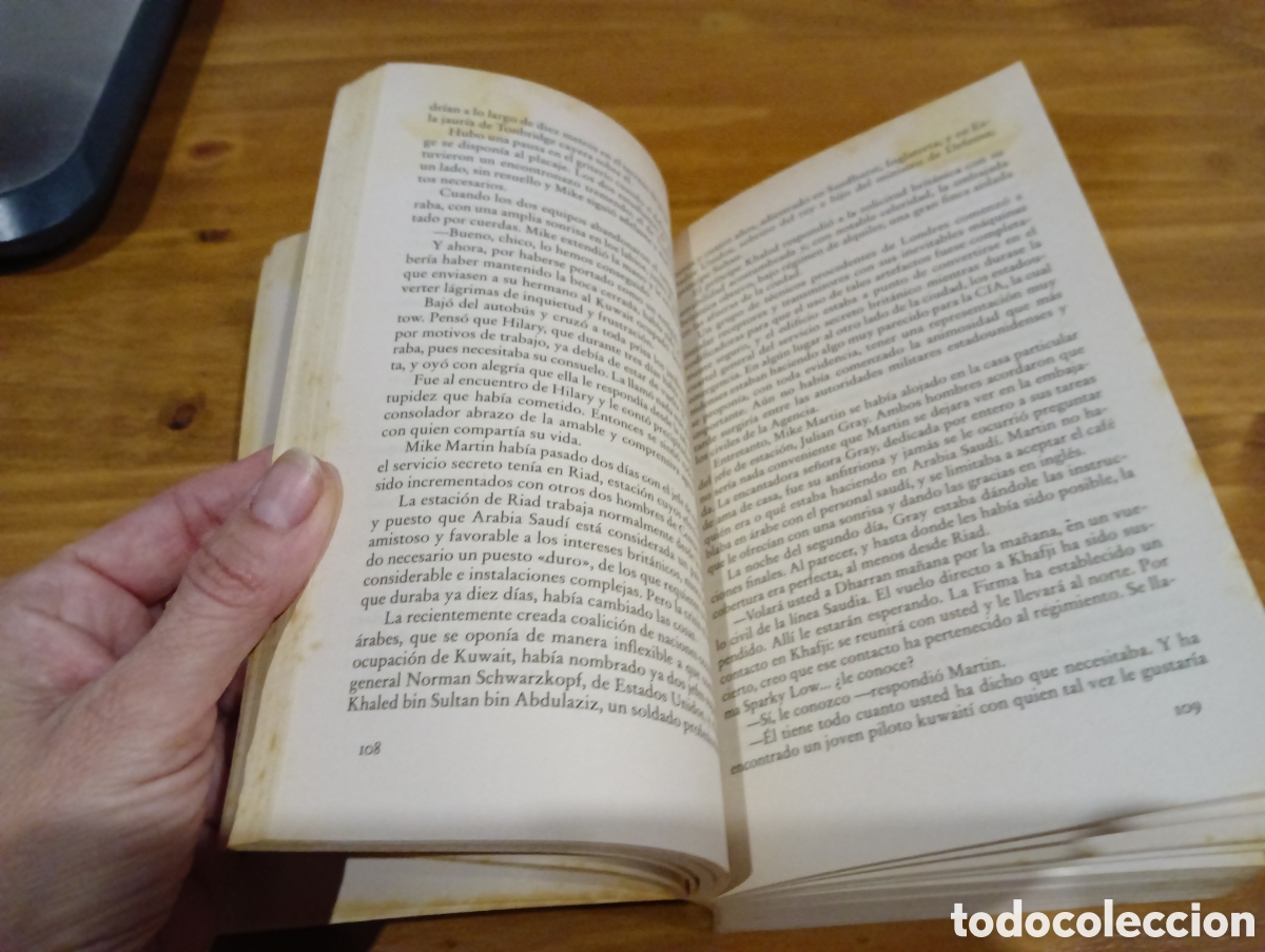 Libros de segunda mano: El pu&ntilde;o de Dios. Frederic forsyth - Foto 4