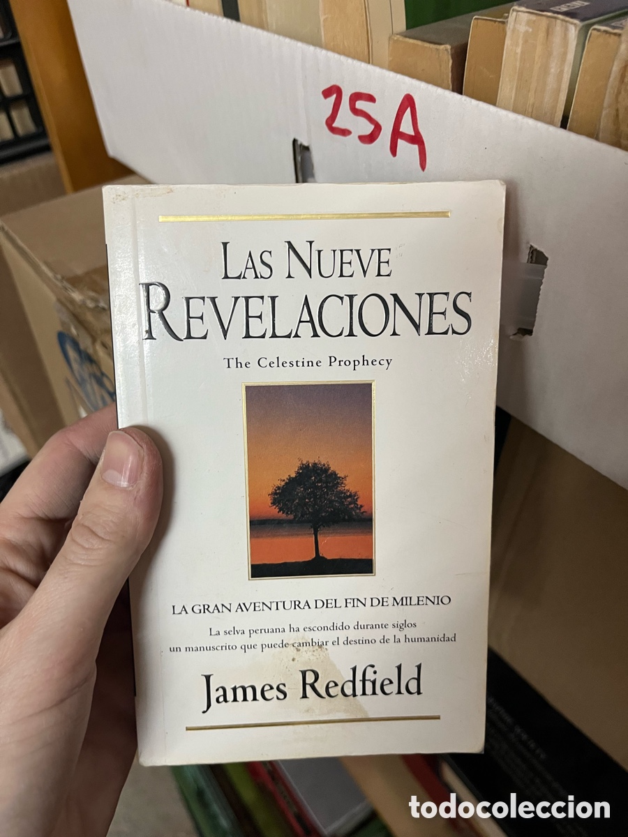 Libros de segunda mano: Esco18 LAS NUEVE REVELACIONES James Redfield - Foto 1
