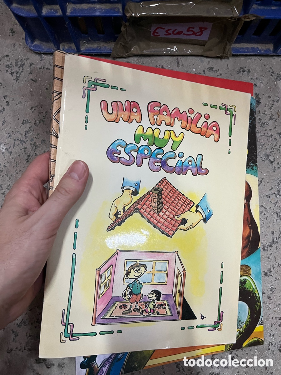 Libri di seconda mano: Esco58 Una familia muy especial - libro ilustrado