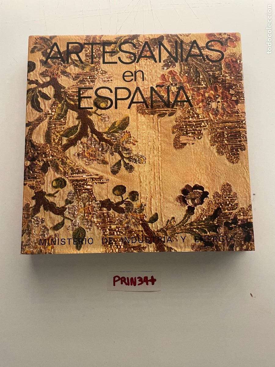 Libros de segunda mano: Libro artesan&iacute;as en Espa&ntilde;a - Foto 1