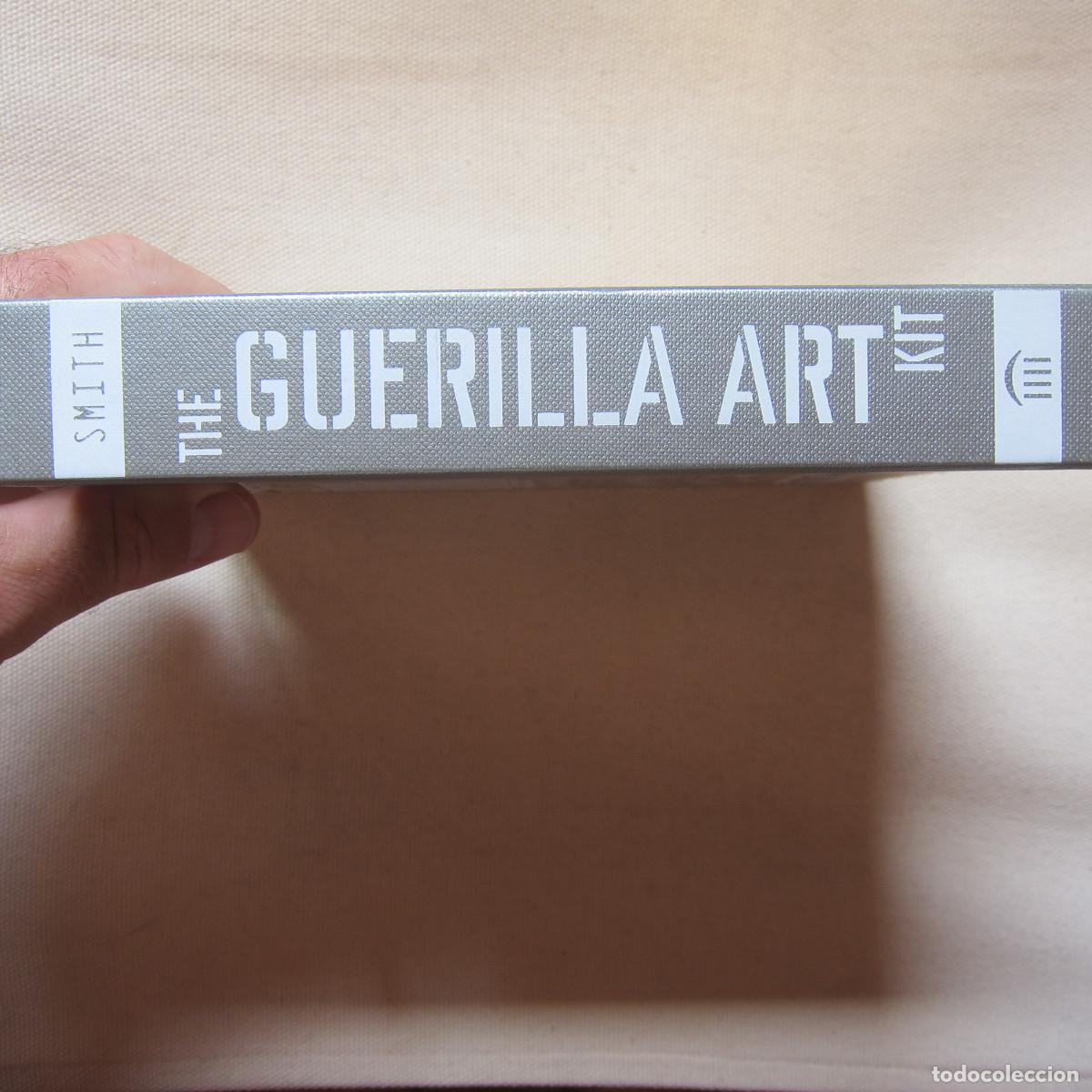 Libros de segunda mano: GUERRILLA ART KIT - KERI SMITH (PRINCETON ARCHITECTURAL PRESS) MANUAL - Foto 3