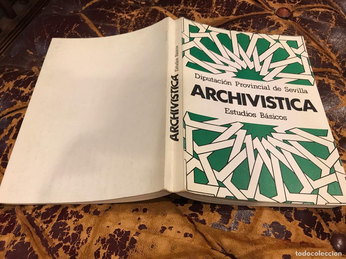 Libros de segunda mano: DIPUTACI&Oacute;N PROVINCIAL DE SEVILLA. ARQUIV&Iacute;STICA. ESTUDIOS B&Aacute;SICOS. 1983 - Foto 1