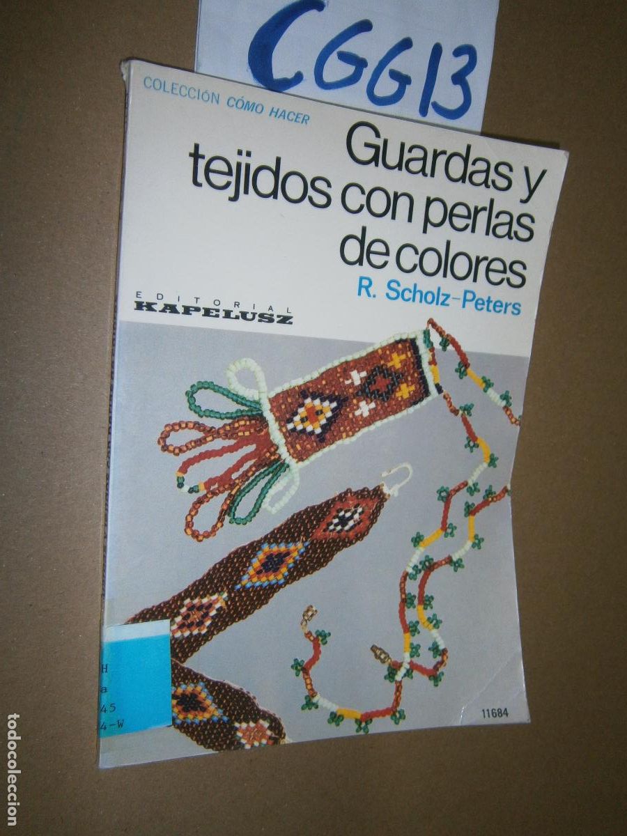 Libros de segunda mano: GUARDAS Y TEJIDOS CON PERLAS DE COLORES - Foto 1