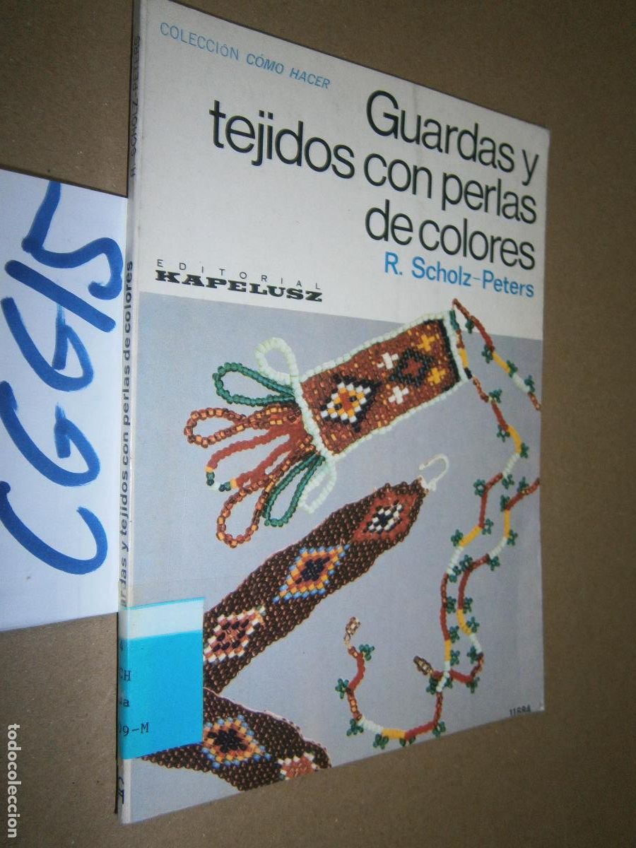 Libros de segunda mano: GUARDAS Y TEJIDOS CON PERLAS DE COLORES - Foto 1
