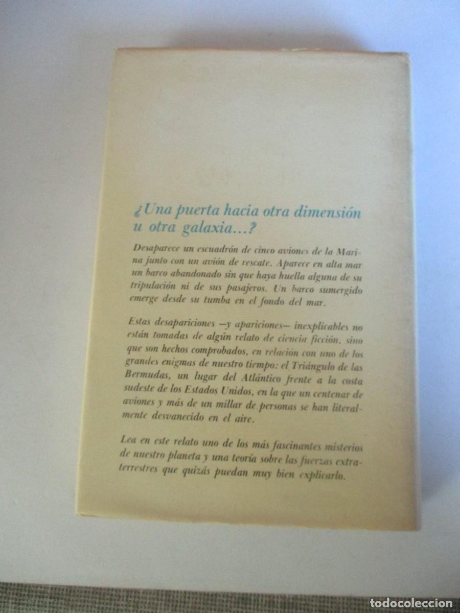 Libros de segunda mano: CHARLES BERLITZ El tri&aacute;ngulo de las Bermudas W28303 - Foto 3