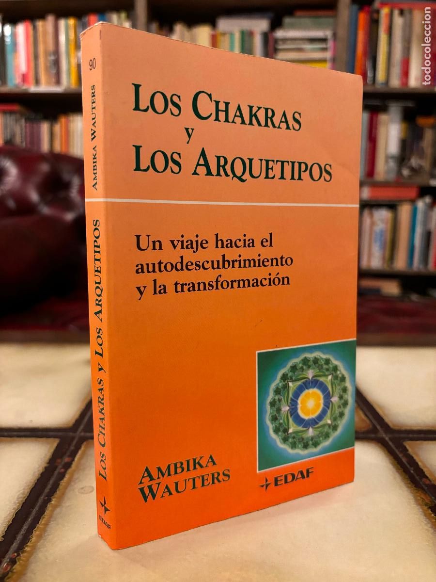 Libros de segunda mano: Los Chakras y los Arquetipos. Ambika Wauters. - Foto 1
