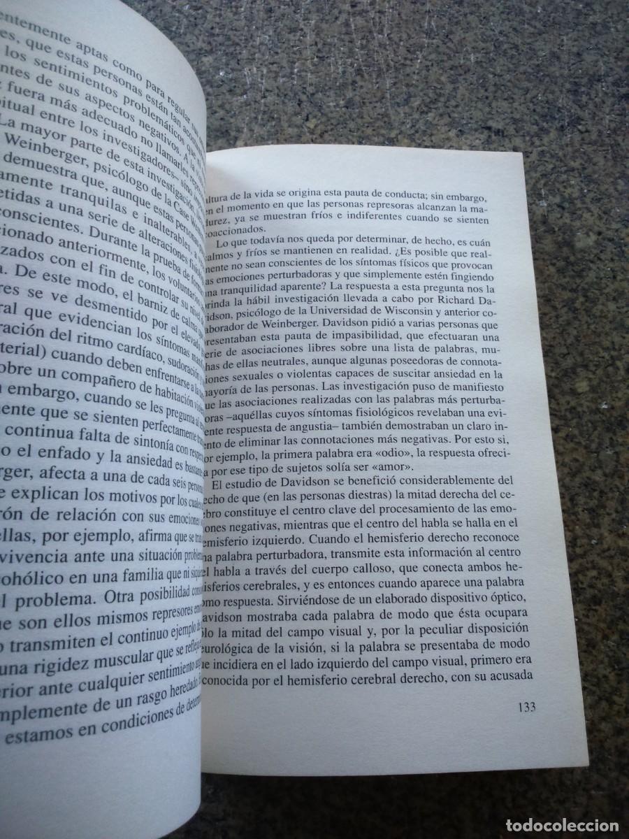 Libros de segunda mano: INTELIGENCIA EMOCIONAL -- DANIEL GOLEMAN -- KAIROS 1997 -- - Foto 2