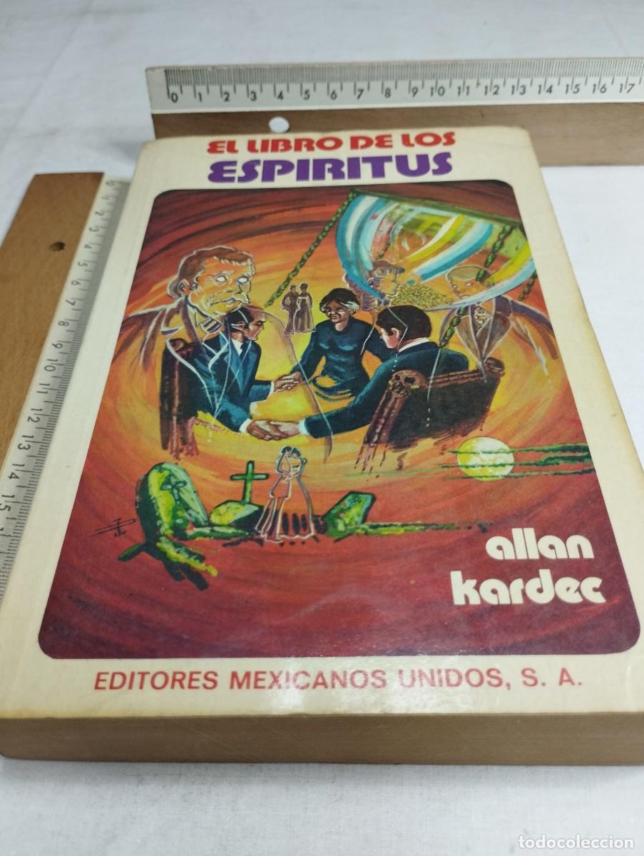 Libros de segunda mano: El libro de los esp&iacute;ritus. Allan Kardec - Foto 1
