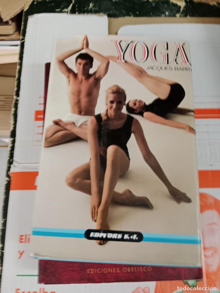Libros de segunda mano: TOP-08 LIBRO Yoga - Jacques Barry - Foto 1