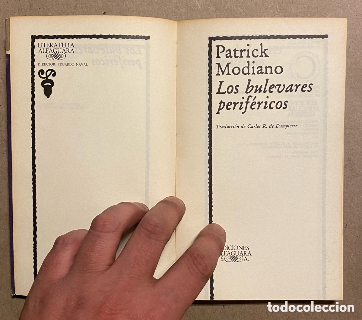 Libros de segunda mano: LOS BULEVARES PERIF&Eacute;RICOS. PATRICK MODIANO. EDICIONES ALFAGUARA 1977. - Foto 2